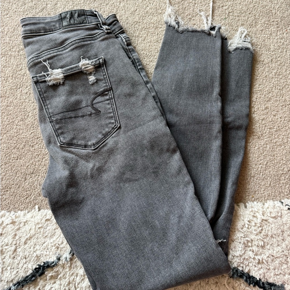 American Eagle Outfitters Gray Jeans with Distressed Details